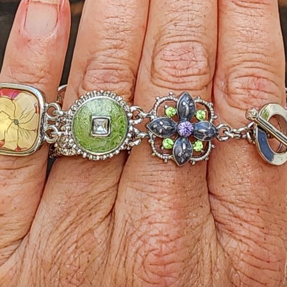 Napier Silver and Turquoise Floral Enamel Rhinestone Bracelet Designer Jewelry - Picture 4 of 10